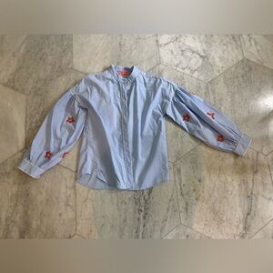 Super cute blouse! Worn once! Size 36 or small.